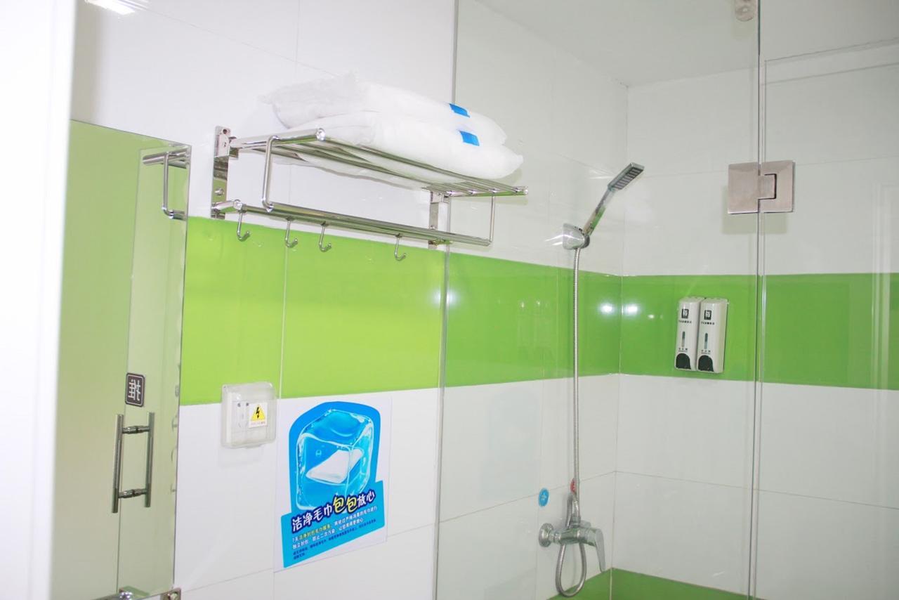 7Days Inn Zhongshan San Xiang Market Čung-šan Exteriér fotografie